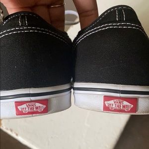 Van’s Black and white